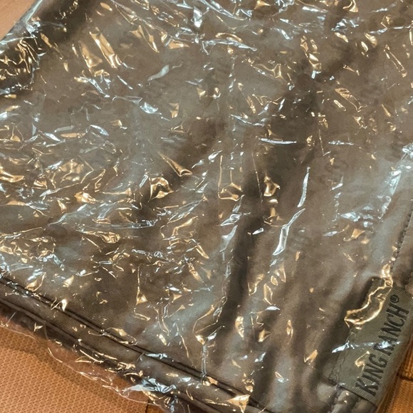 King Ranch Green Neck/Face Gaiter with KR Logo Pattern, NIP - Picture 4 of 6